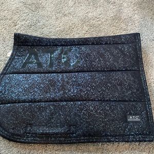 ANKY blue drop saddle pad